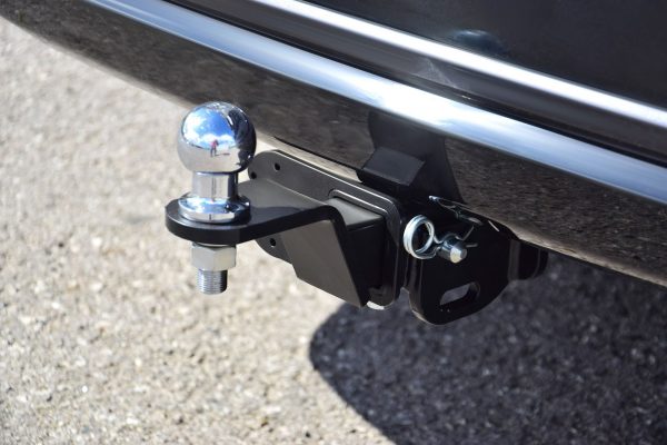 Фаркоп Toyota LAND CRUISER 200 Executive/Excalibur c 2016 - съемный квадрат — изображение 6