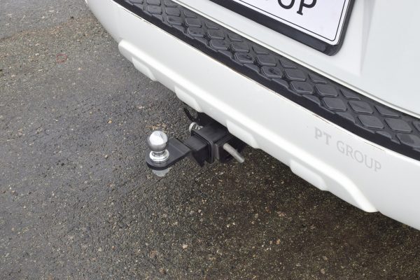 Фаркоп NISSAN Pathfinder 2004-2014 - съемный квадрат — изображение 5